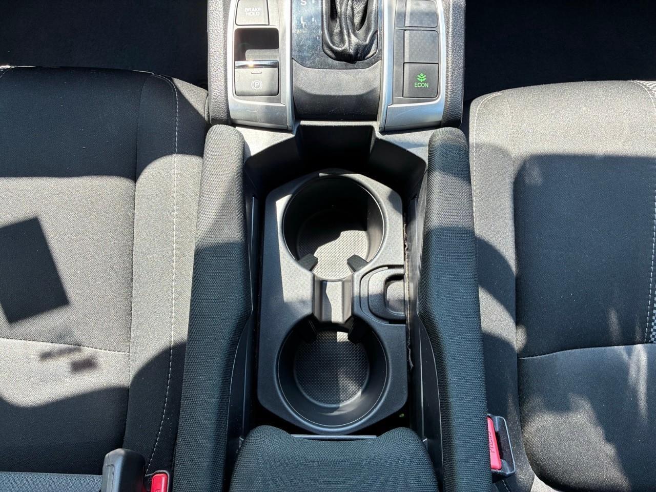 2019 Honda Civic LX (CVT) 4dr Sedan Photo