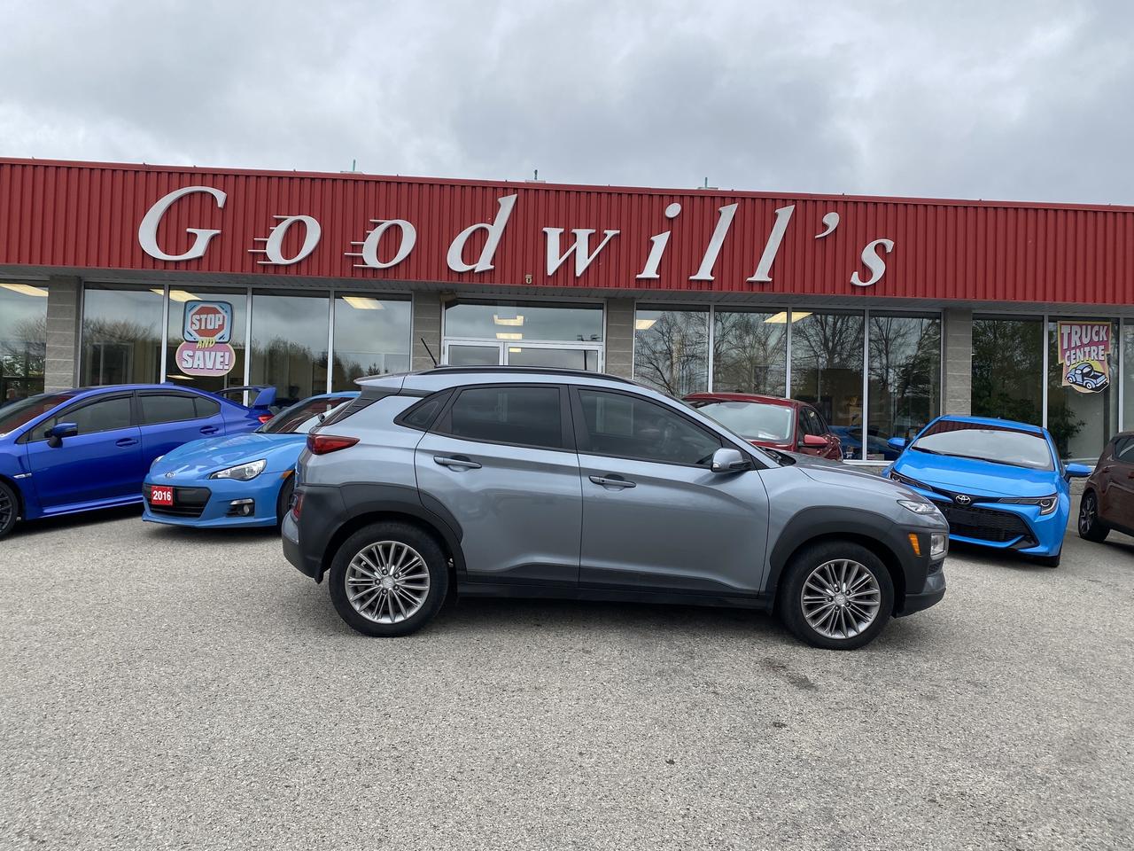 2020 Hyundai KONA PREFERRED, AWD, BACK UP CAMERA, HEATED CLOTH! Photo0