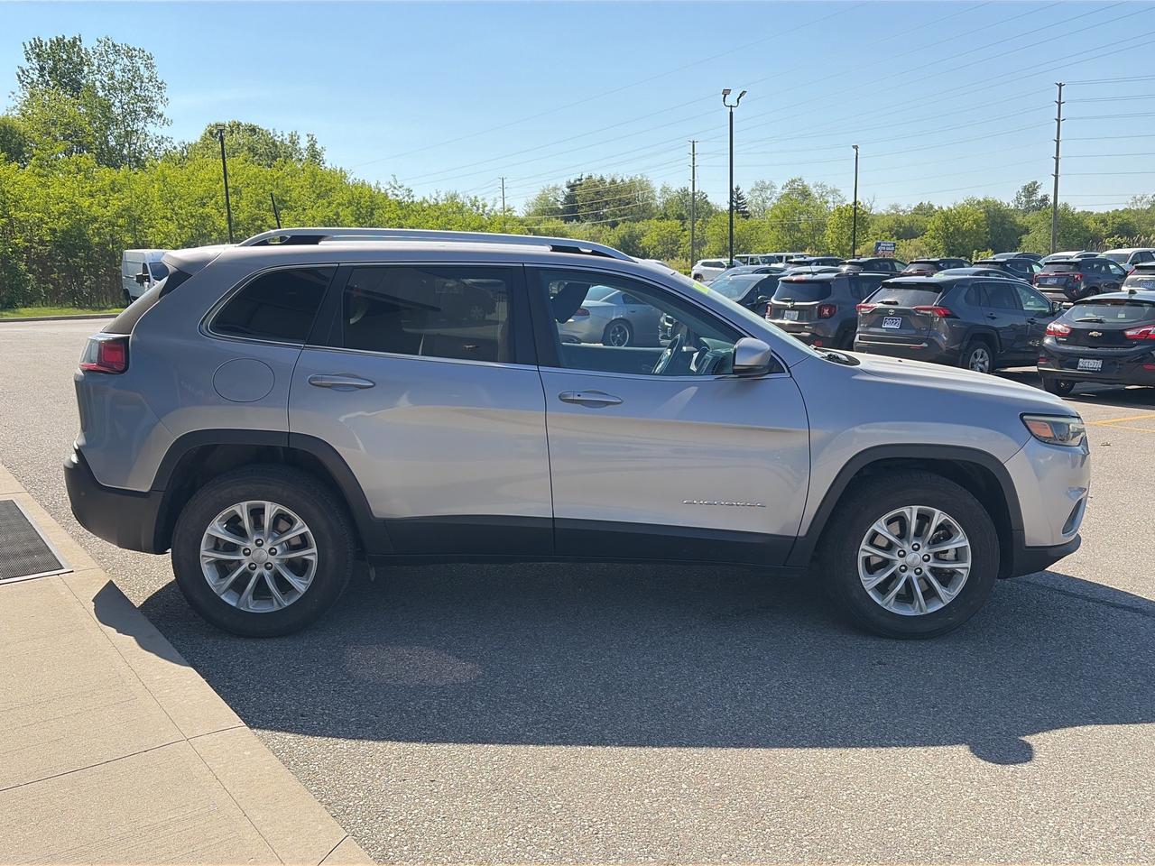 2021 Jeep Cherokee NORTH 4X4 Photo2