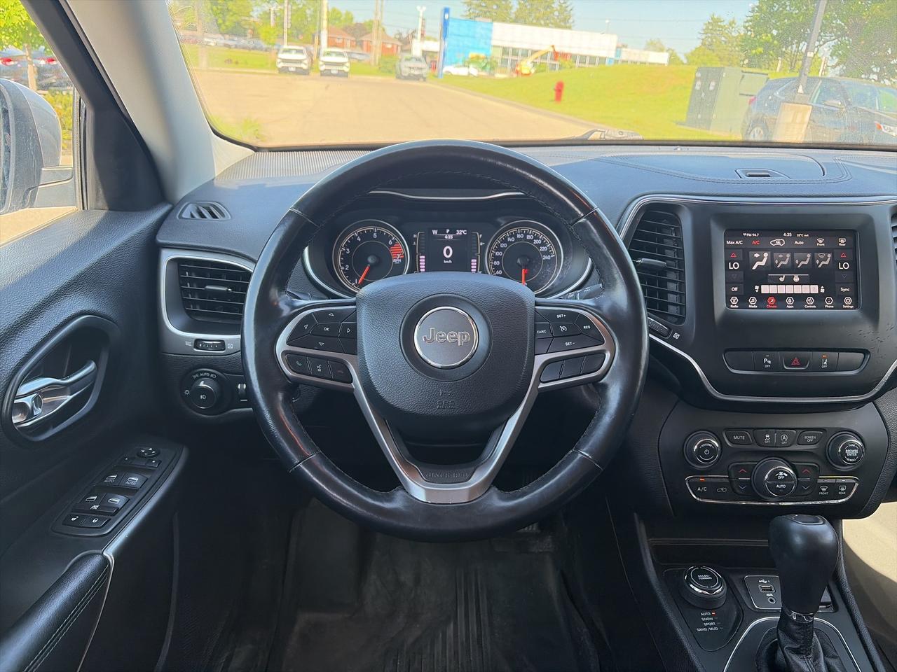 2021 Jeep Cherokee NORTH 4X4 Photo