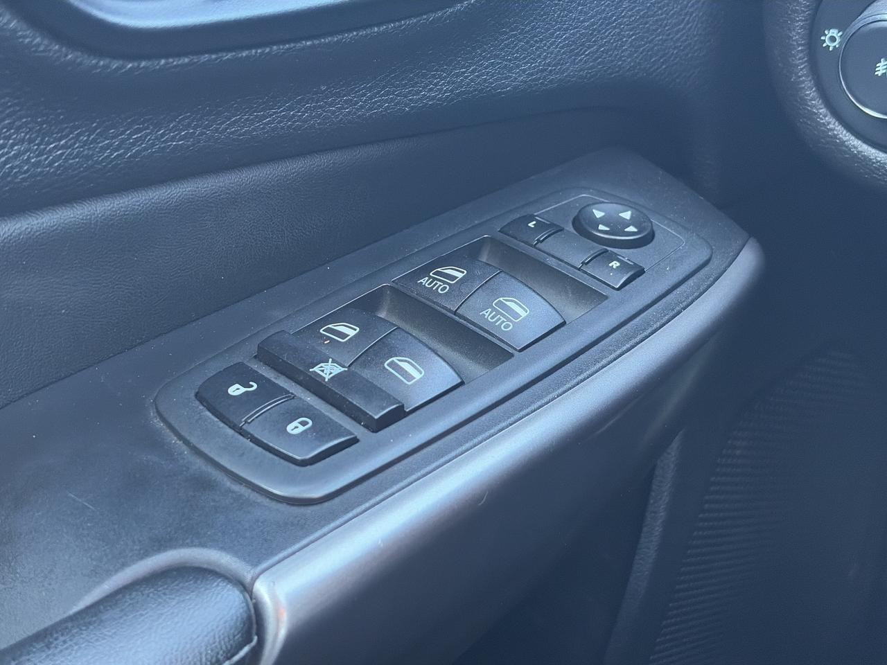 2021 Jeep Cherokee NORTH 4X4 Photo