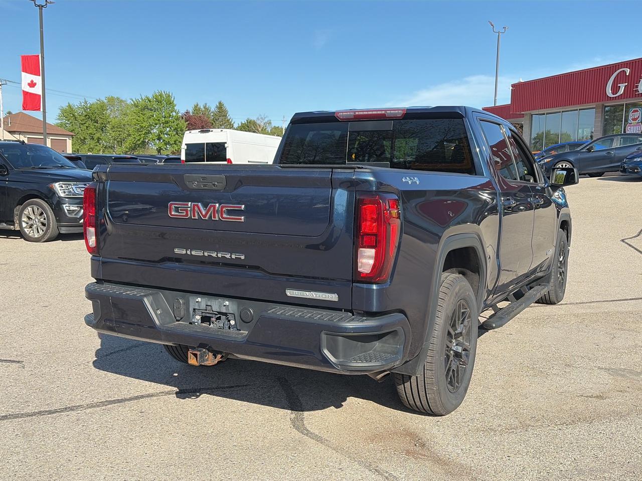 2022 GMC Sierra 1500 Limited ELEVATION, CLEAN CARFAX, HEATED CLOTH SEATS! Photo