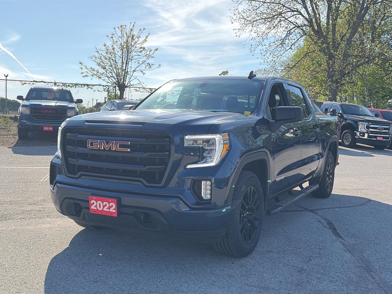 2022 GMC Sierra 1500 Limited ELEVATION, CLEAN CARFAX, HEATED CLOTH SEATS! Photo