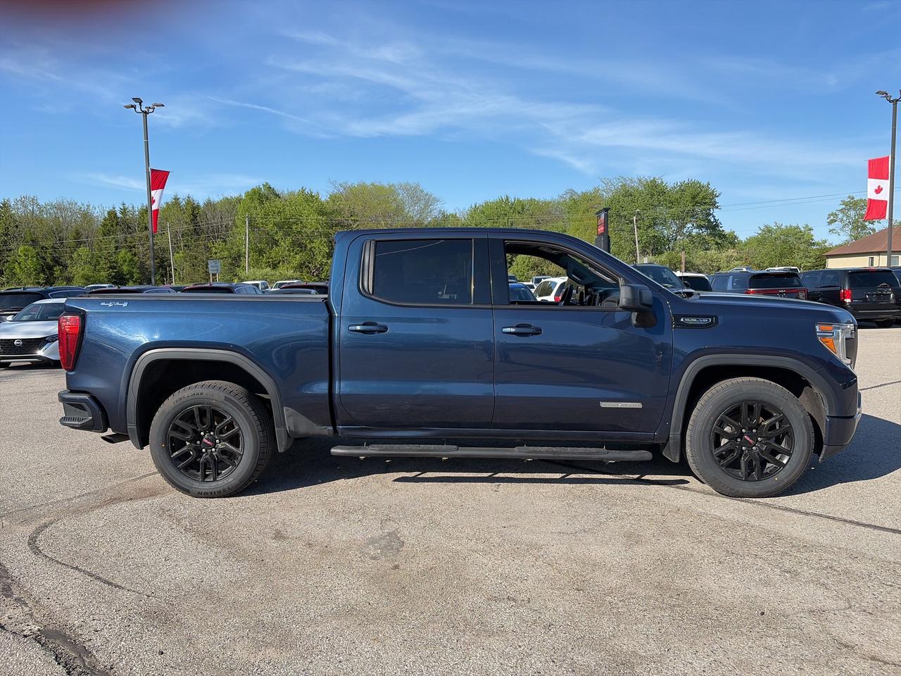 2022 GMC Sierra 1500 Limited ELEVATION, CLEAN CARFAX, HEATED CLOTH SEATS! Photo