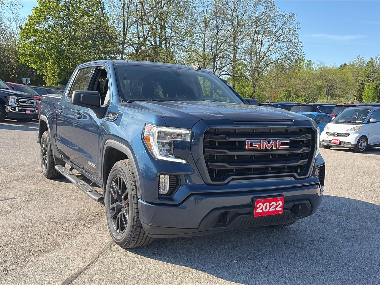 2022 GMC Sierra 1500 Limited ELEVATION, CLEAN CARFAX, HEATED CLOTH SEATS! Photo