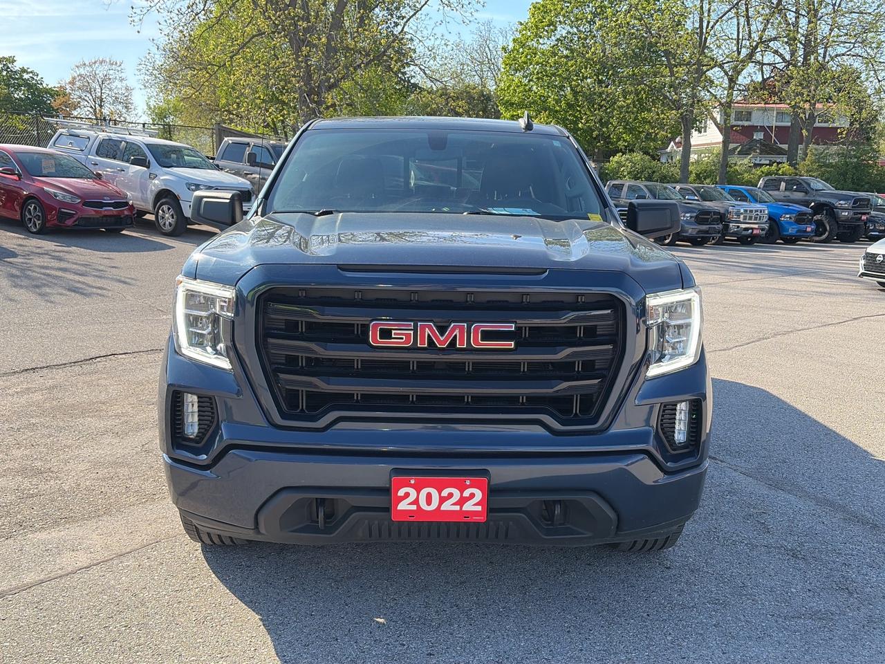 2022 GMC Sierra 1500 Limited ELEVATION, CLEAN CARFAX, HEATED CLOTH SEATS! Photo