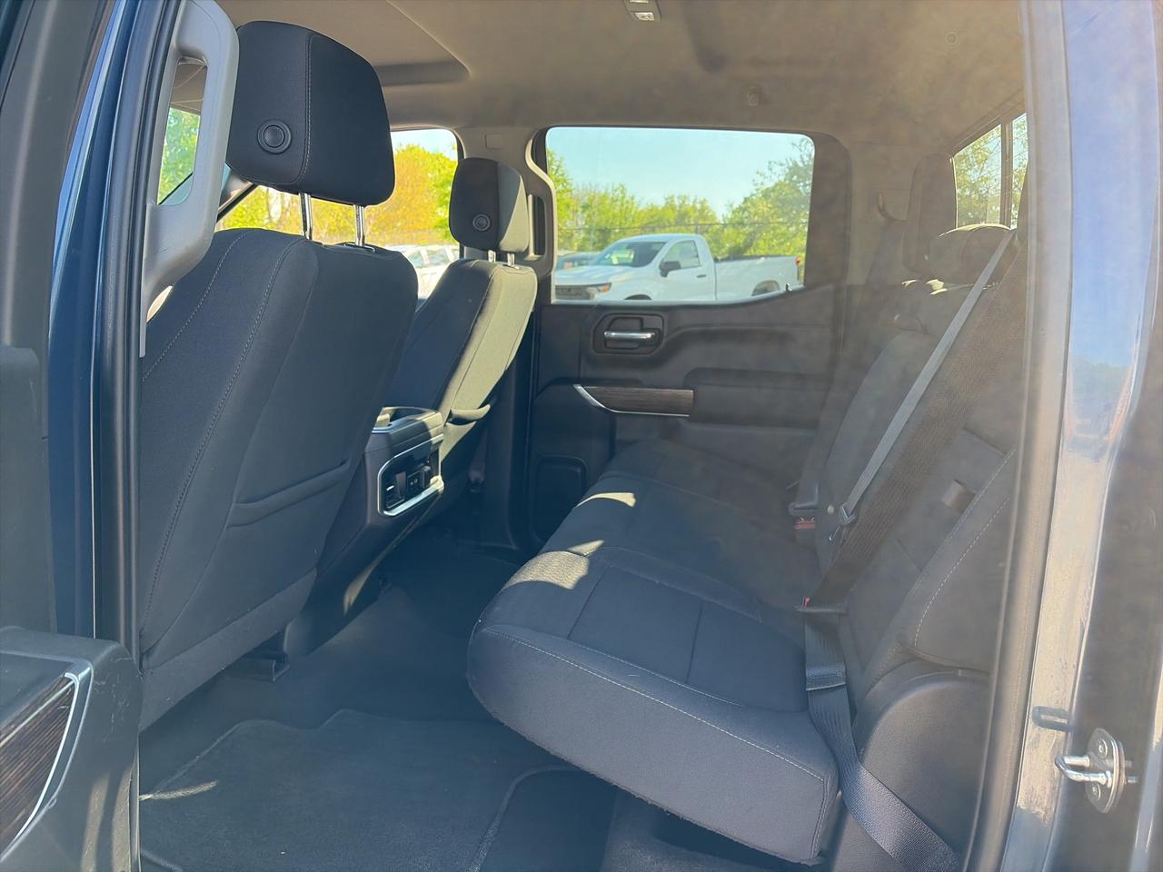 2022 GMC Sierra 1500 Limited ELEVATION, CLEAN CARFAX, HEATED CLOTH SEATS! Photo