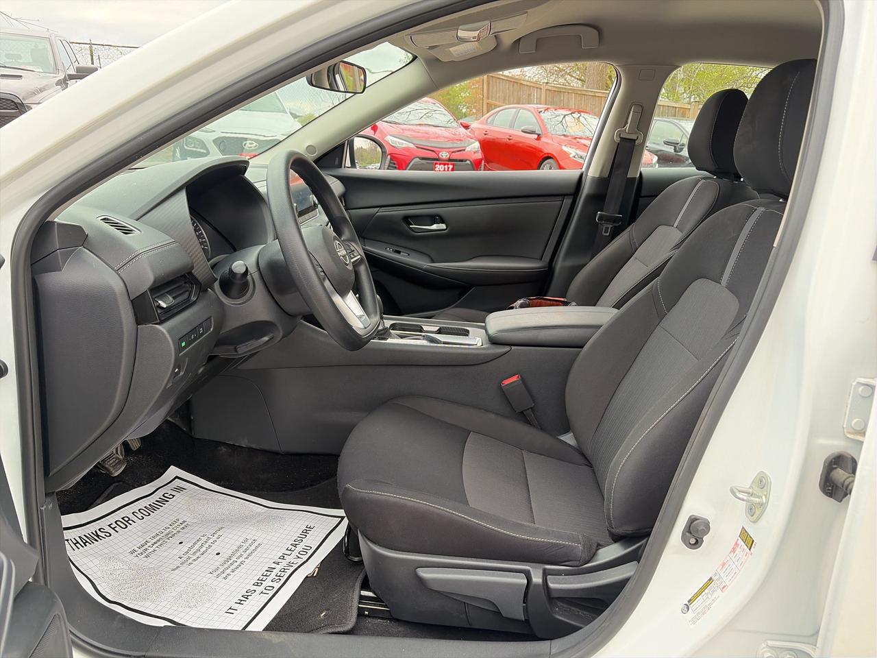 2025 Nissan Sentra SV, AUTO, CLEAN CARFAX, REMOTE START, BACK UP CAM! Photo