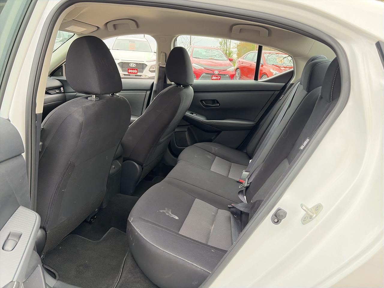 2025 Nissan Sentra SV, AUTO, CLEAN CARFAX, REMOTE START, BACK UP CAM! Photo
