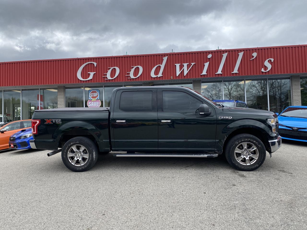 2016 Ford F-150 XLT, 6 PASSENGER, BACK UP CAMERA, BLUETOOTH!