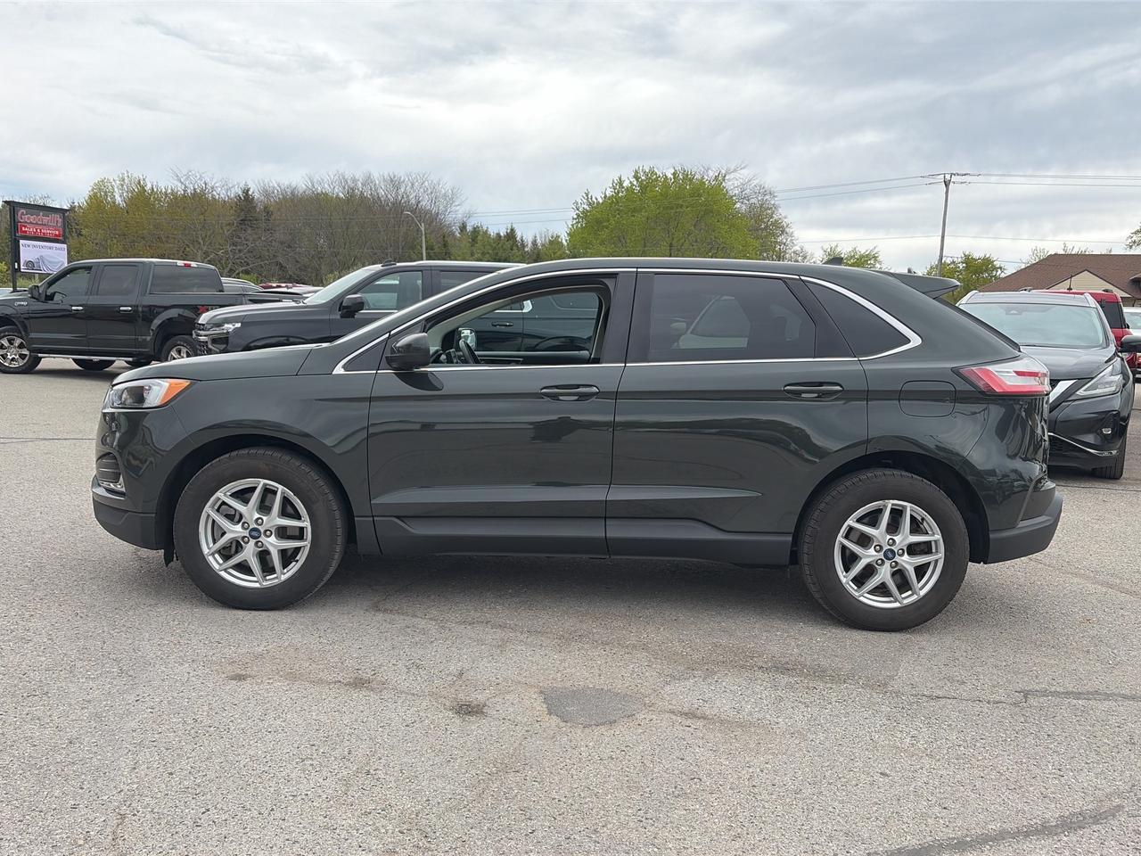 2022 Ford Edge SEL, AWD, CLEAN CARFAX, REMOTE START, HEATED SEATS Photo