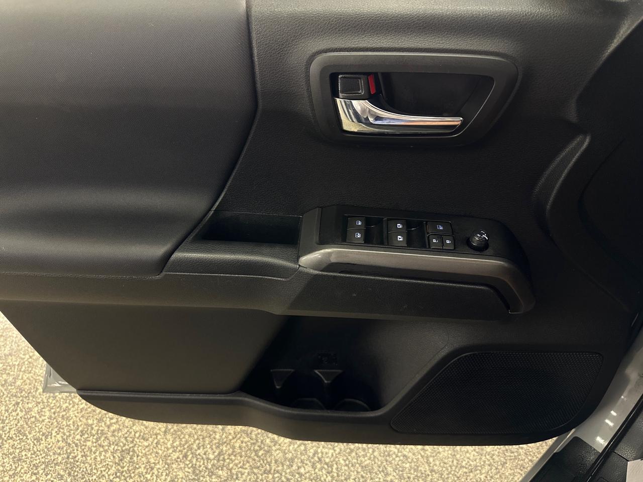 2021 Toyota Tacoma TRD Sport Photo
