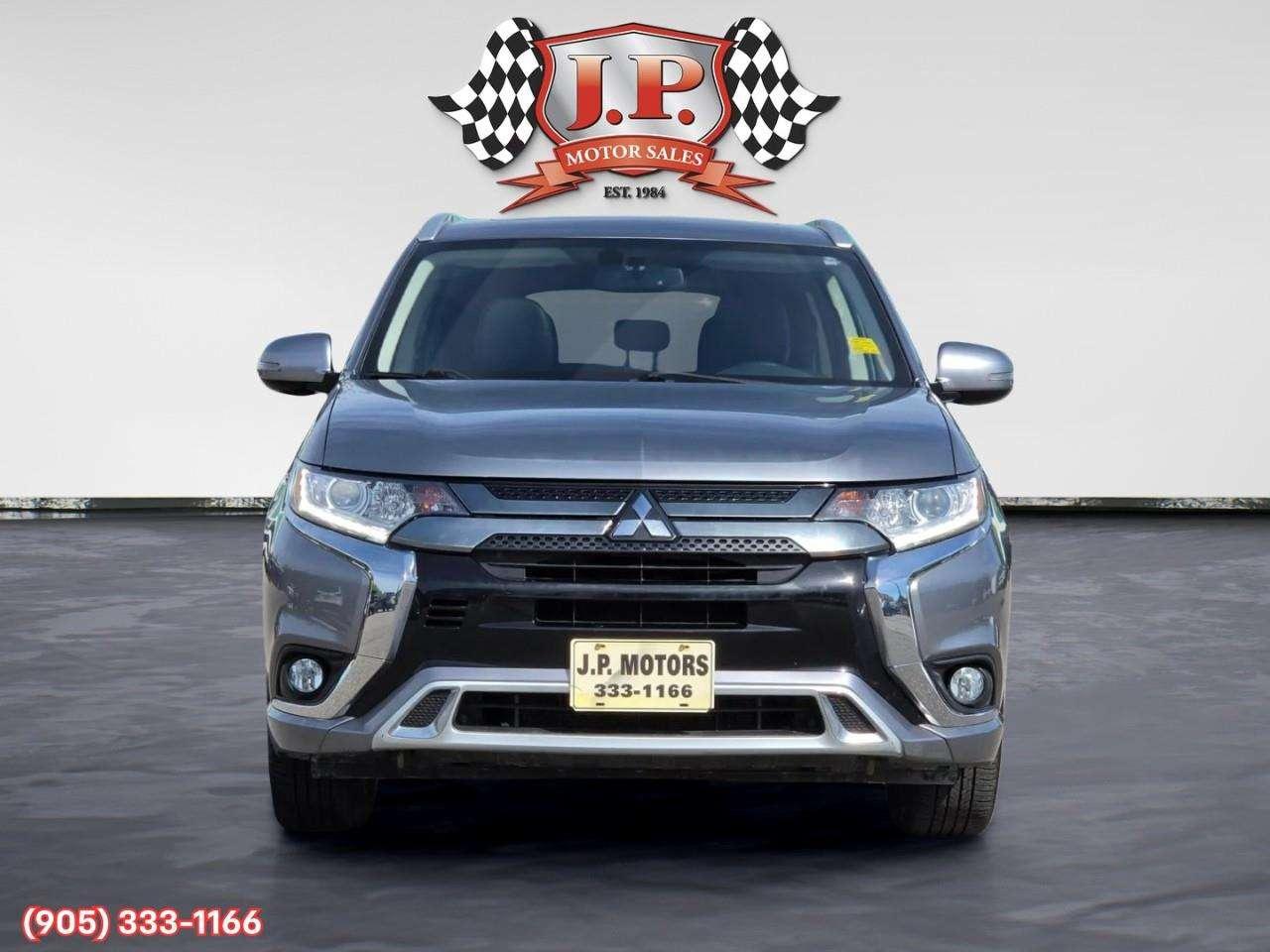 2022 Mitsubishi Outlander SE Heated Front Seats • Apple CarPlay & Android Auto • Lane Keep Assist • SiriusXM Satellite Radio • Power Driver Seat • Photo