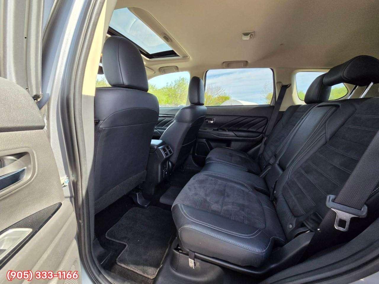 2022 Mitsubishi Outlander SE Heated Front Seats • Apple CarPlay & Android Auto • Lane Keep Assist • SiriusXM Satellite Radio • Power Driver Seat • Photo