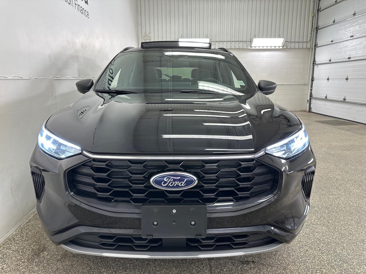 2024 Ford Escape ST-Line Photo