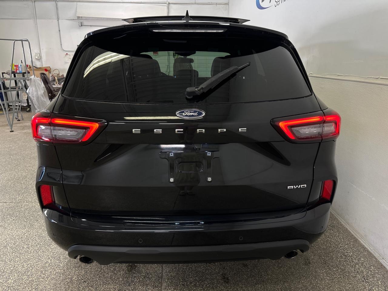 2024 Ford Escape ST-Line Photo