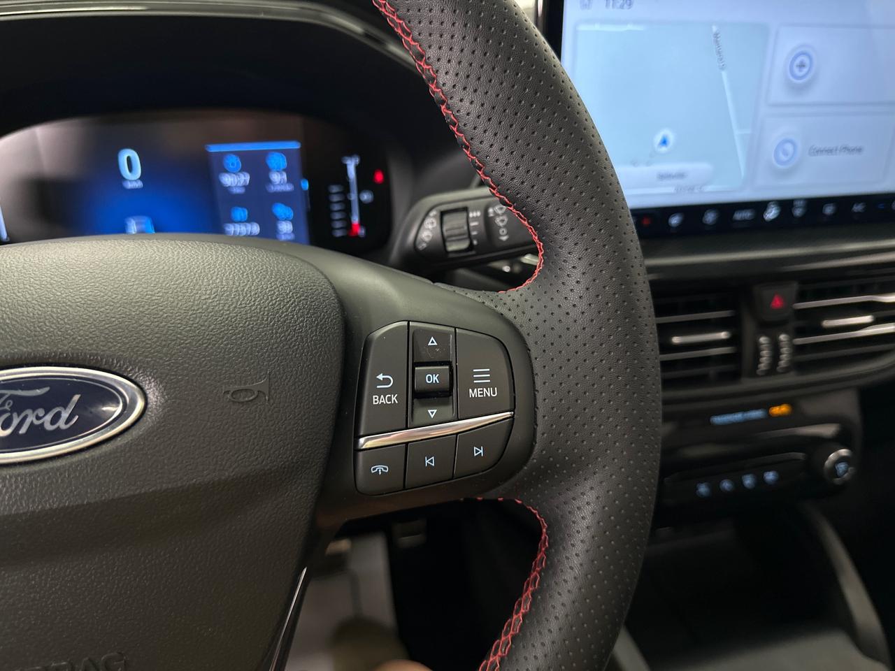 2024 Ford Escape ST-Line Photo