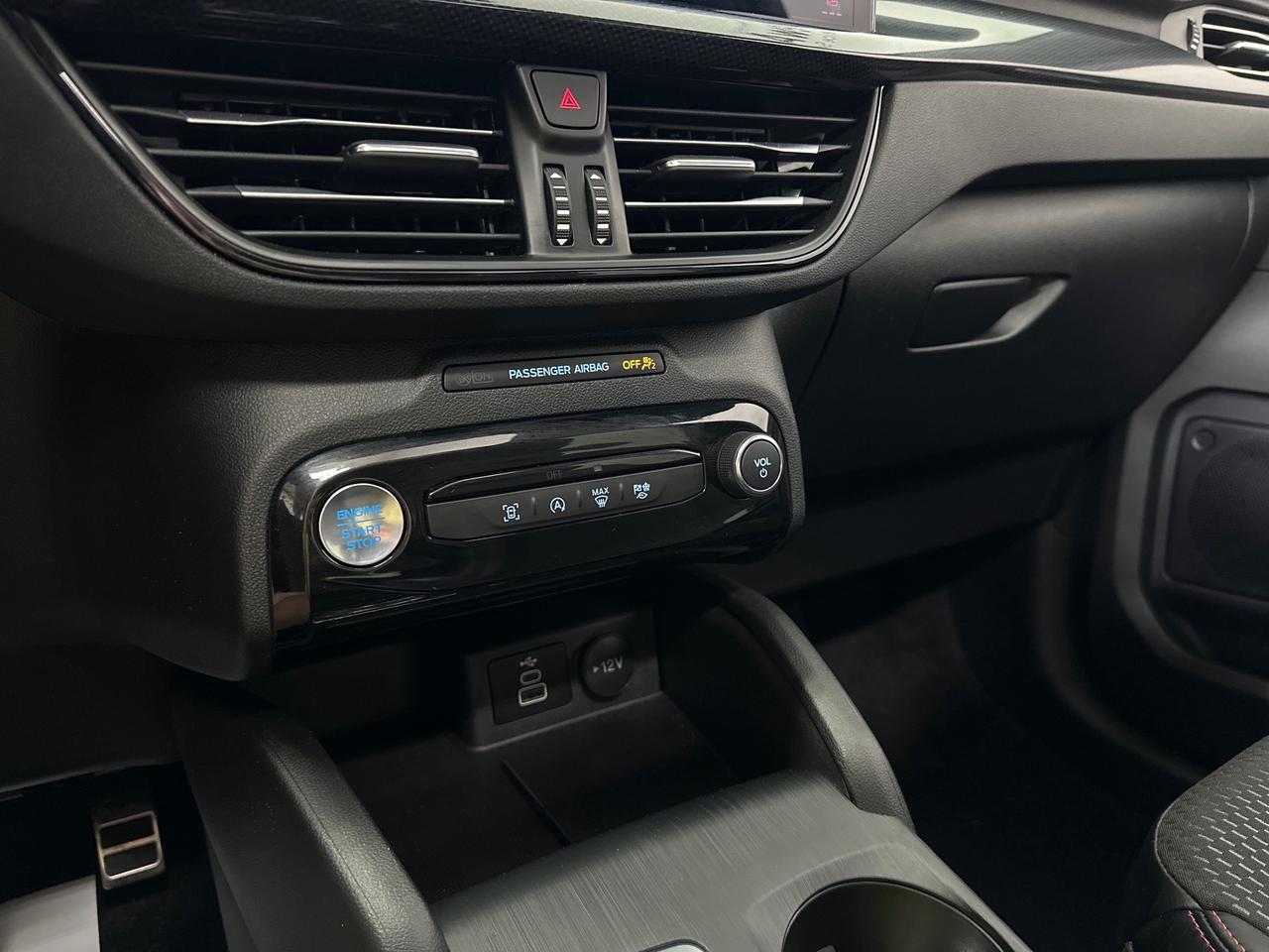 2024 Ford Escape ST-Line Photo