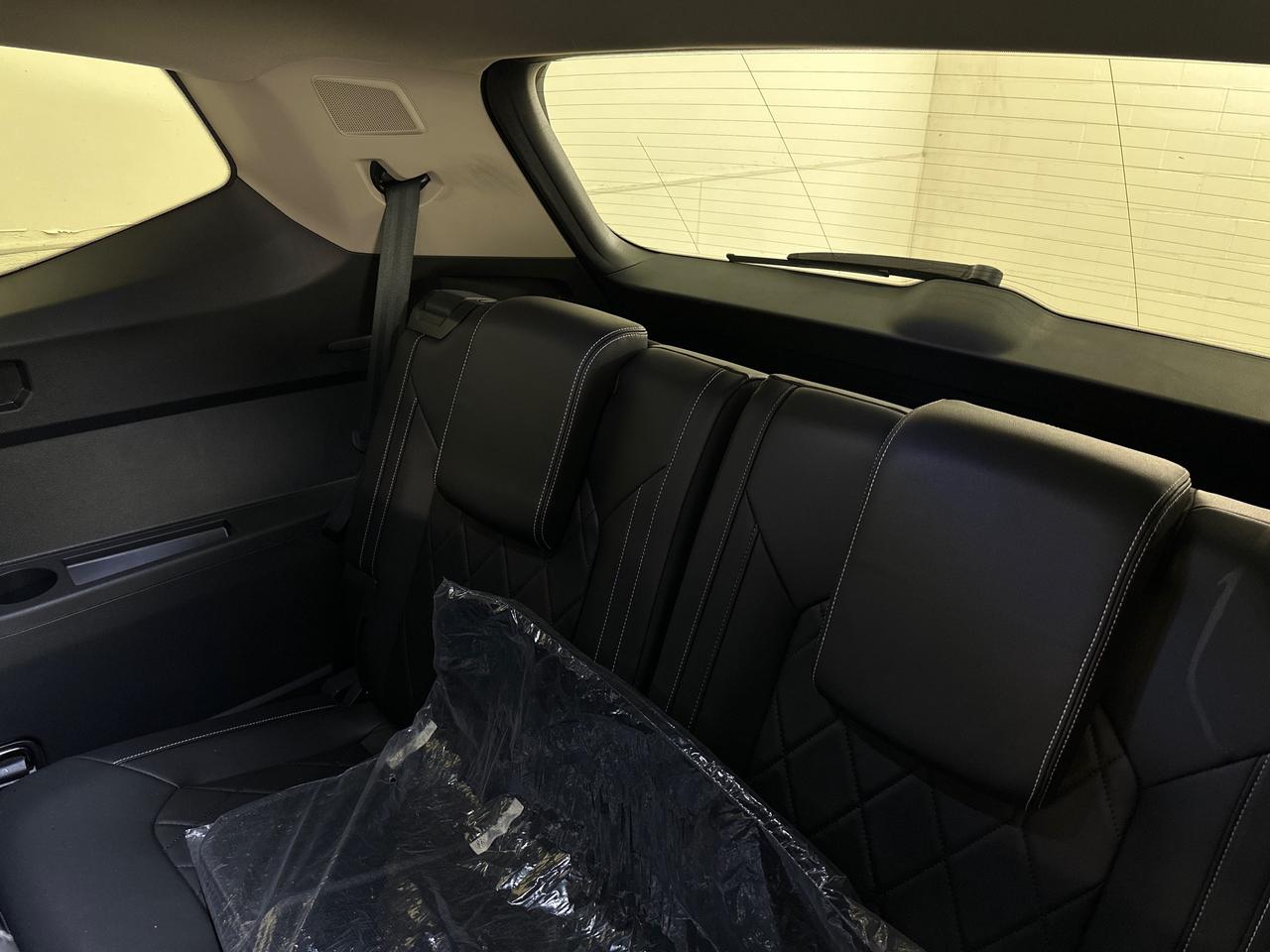 2024 Volkswagen Atlas 2.0 TSI Execline Photo