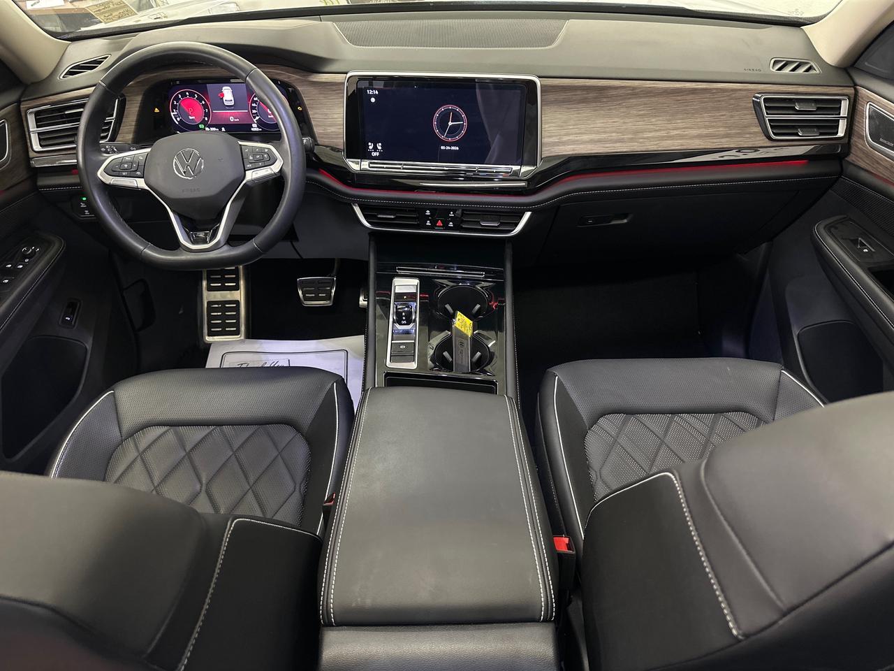 2024 Volkswagen Atlas 2.0 TSI Execline Photo