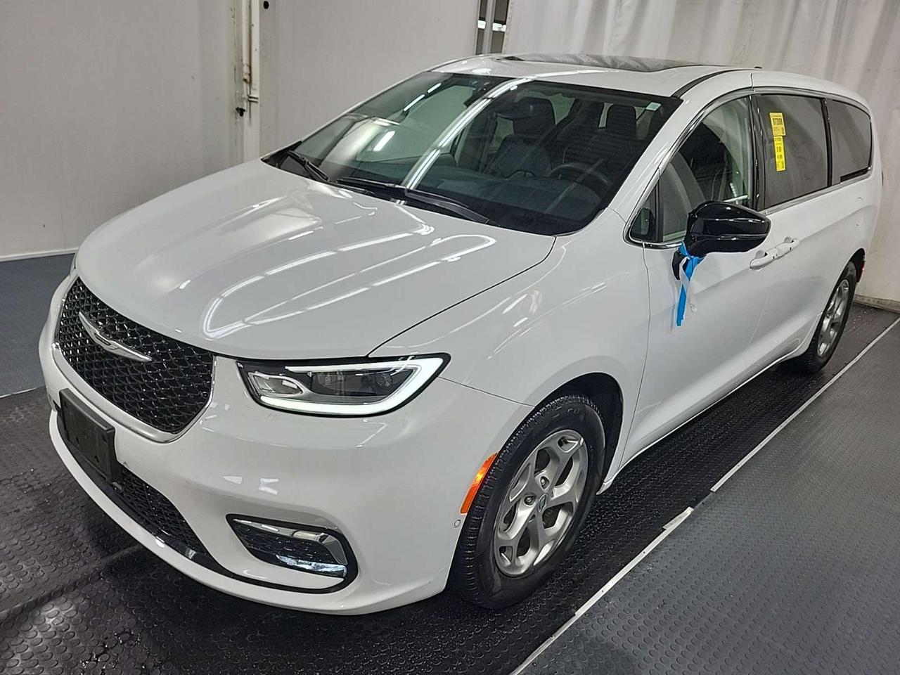 Serving Quinte for 60 years! 43,000 vehicles sold! We are one of Canadas largest independent retailers! High quantity-quality lease returns at live market pricing, best finance rates, rates as low as 6.45%, and no hidden fees. Up to 300 vehicles to choose from in 1 location. The way used car buying should be!