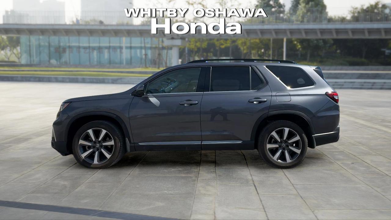 2025 Honda Pilot Touring AWD Photo2