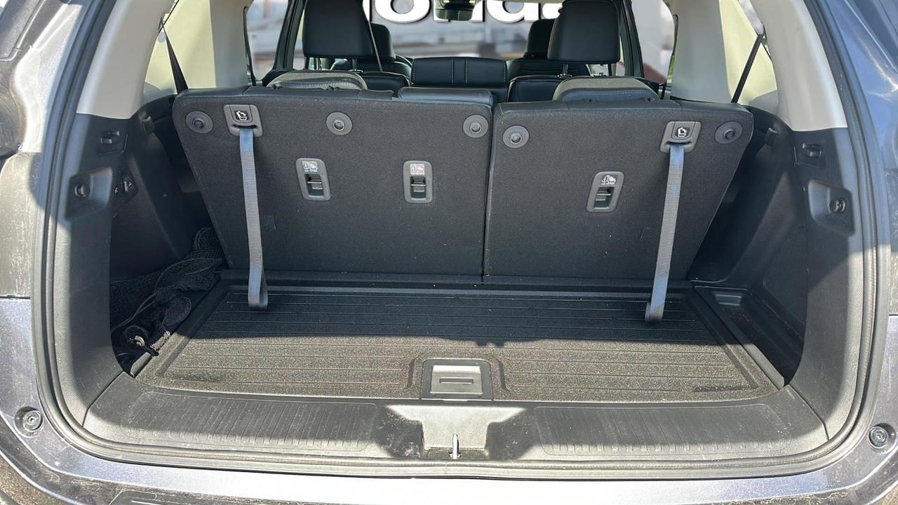 2025 Honda Pilot Touring AWD Photo