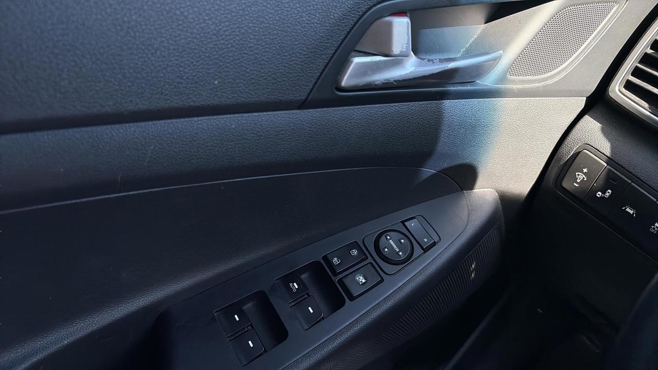 2019 Hyundai Tucson PREFERRED FWD Photo