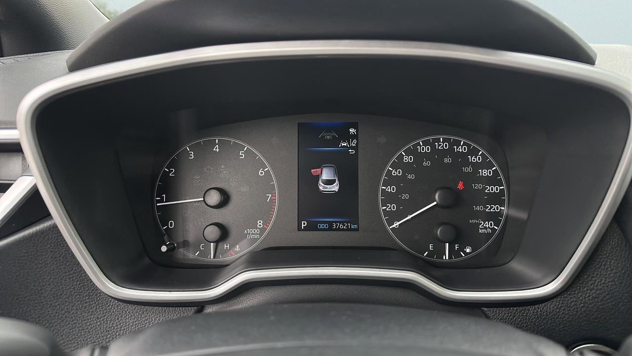 2025 Toyota Corolla Hatchback CVT Photo