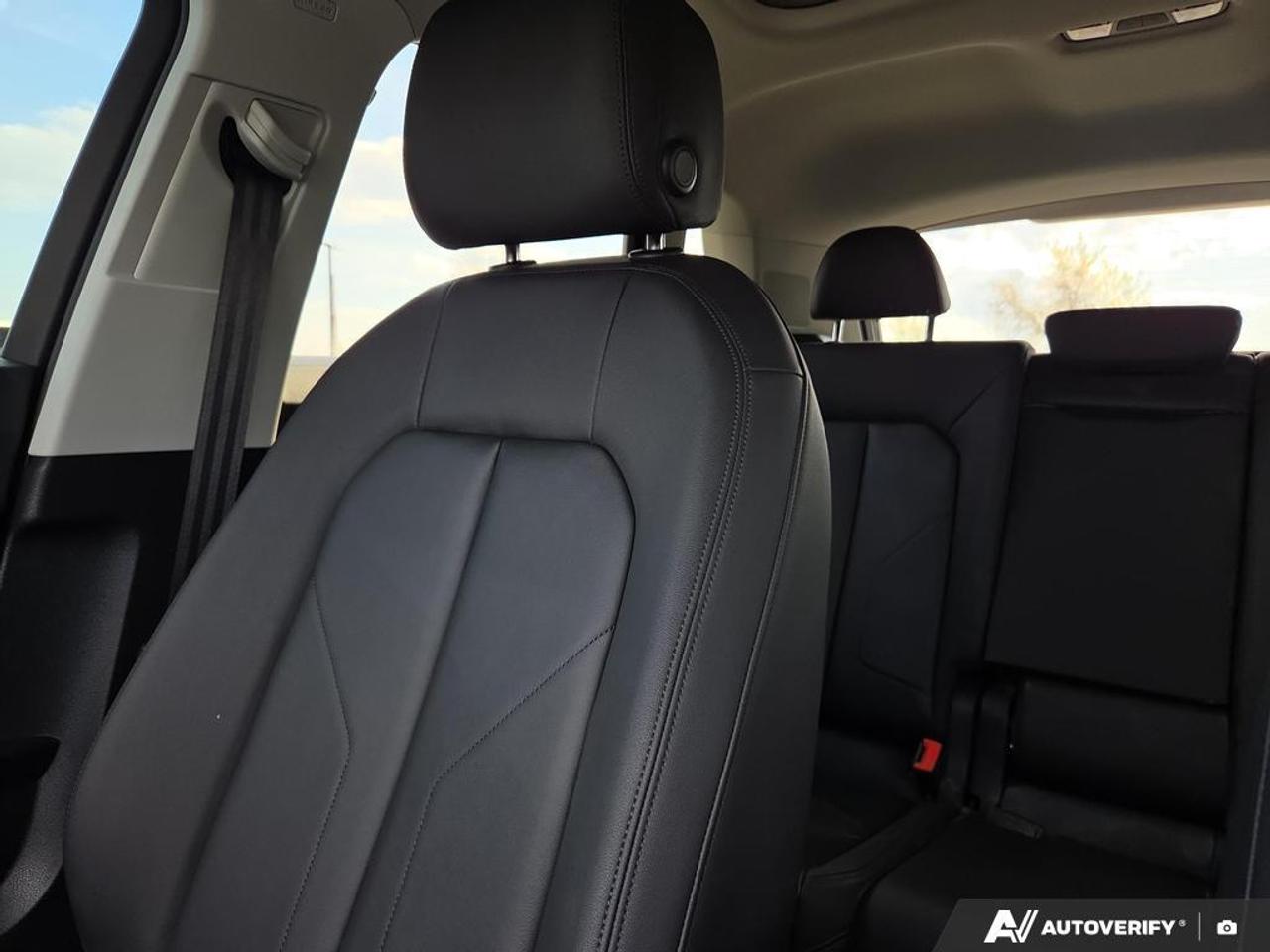 2022 Audi Q3 45 Progressiv BACKUP CAM   BLUETOOTH   HTD SEATS Photo