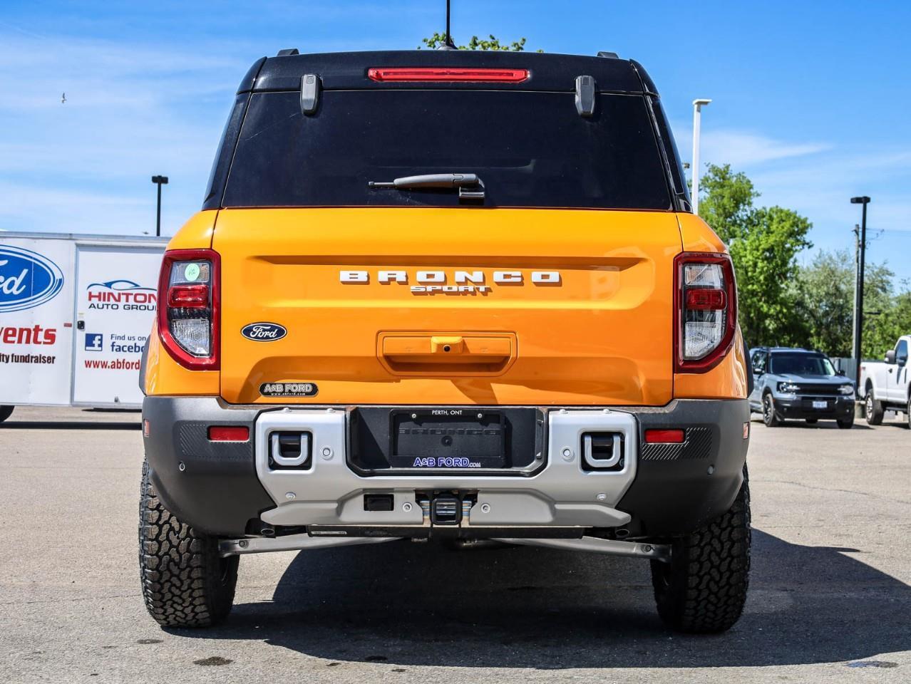 2026 Ford Bronco Sport Outer Banks 4dr 4x4 Photo3