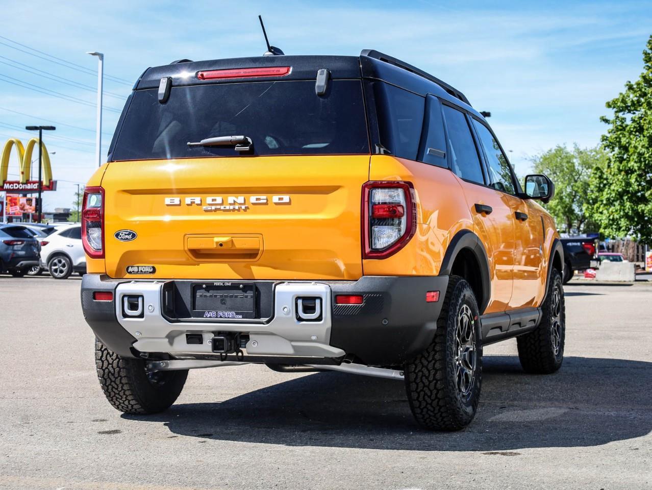 2026 Ford Bronco Sport Outer Banks 4dr 4x4 Photo2