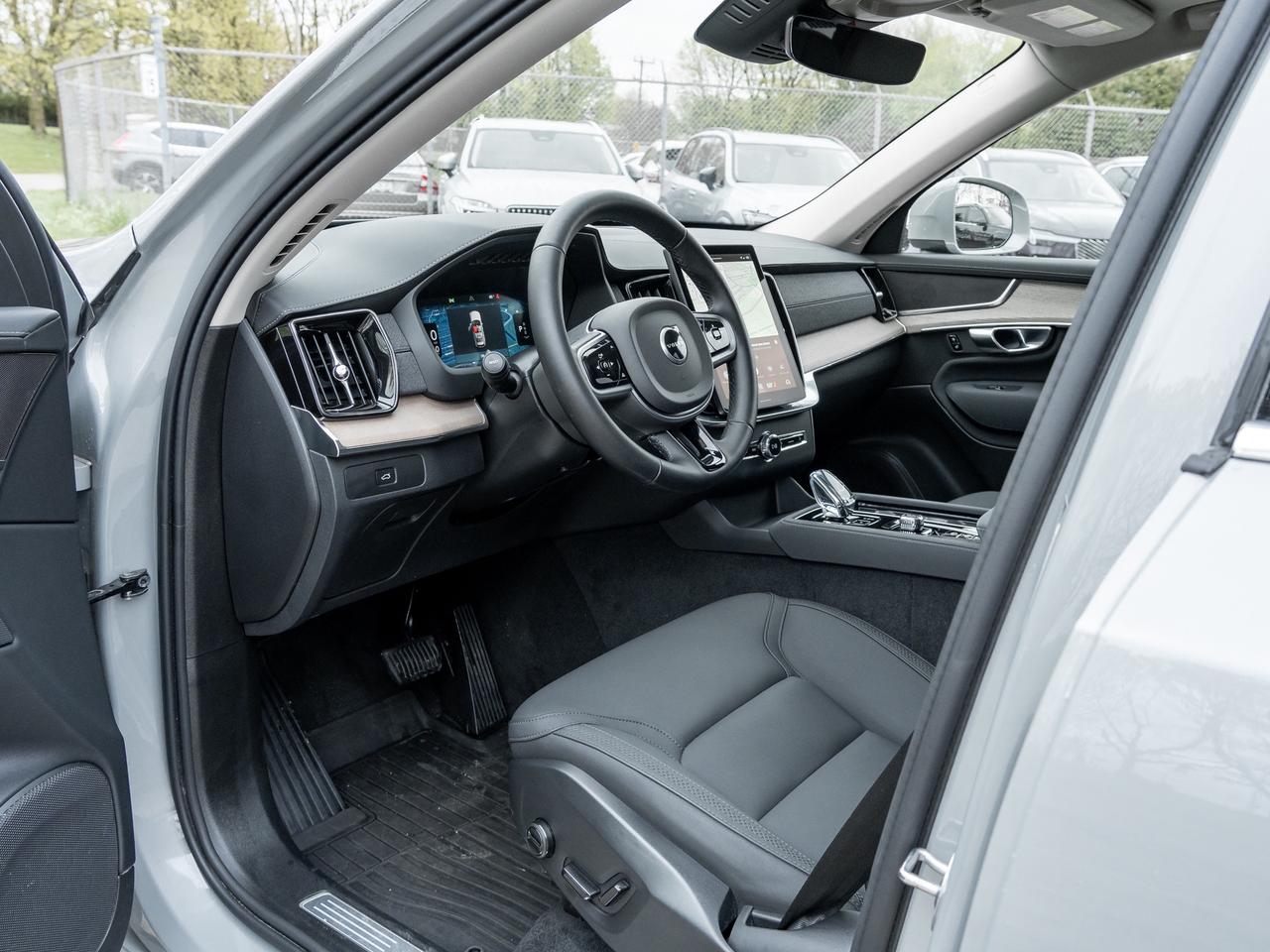 2026 Volvo XC90 B6 AWD PLUS Bright Theme  CPO RATE fr 2.99%* Photo