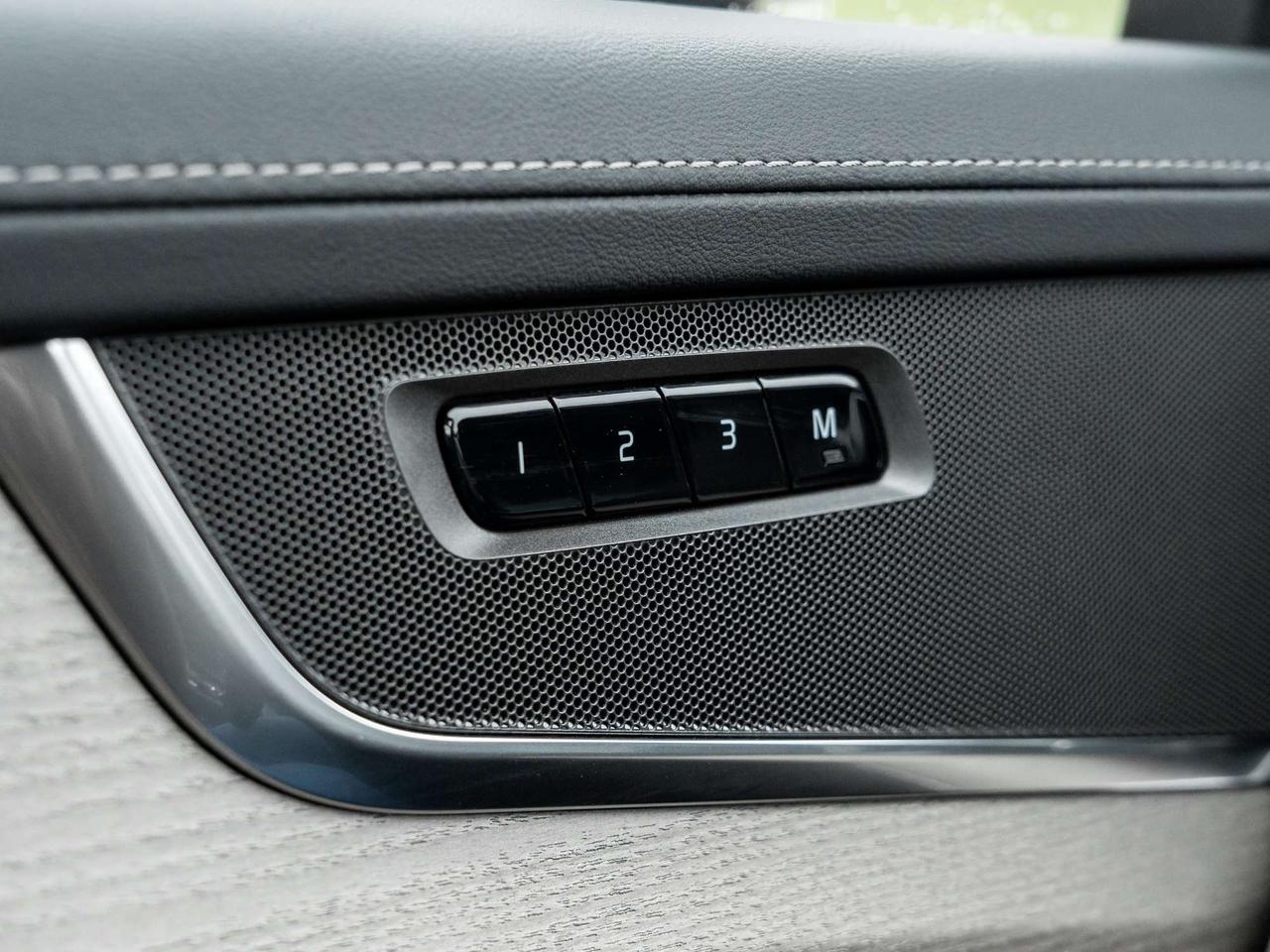 2026 Volvo XC90 B6 AWD PLUS^Special Rate fr 2.99%*^Volvo CPO Photo