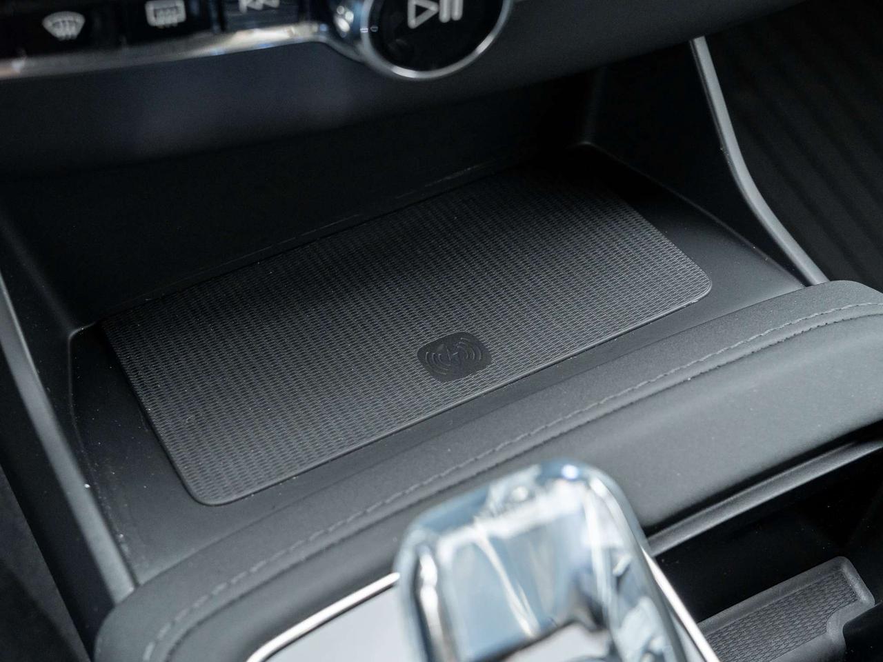 2026 Volvo XC90 B6 AWD PLUS^Special Rate fr 2.99%*^Volvo CPO Photo