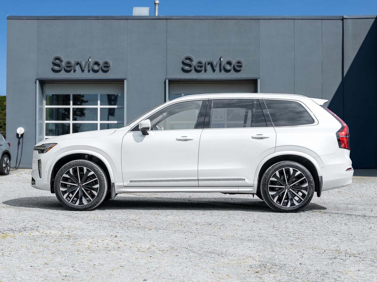 2026 Volvo XC90 B6 AWD PLUS 7-Seater  REAR CAMERA WASHER  2.99%* Photo