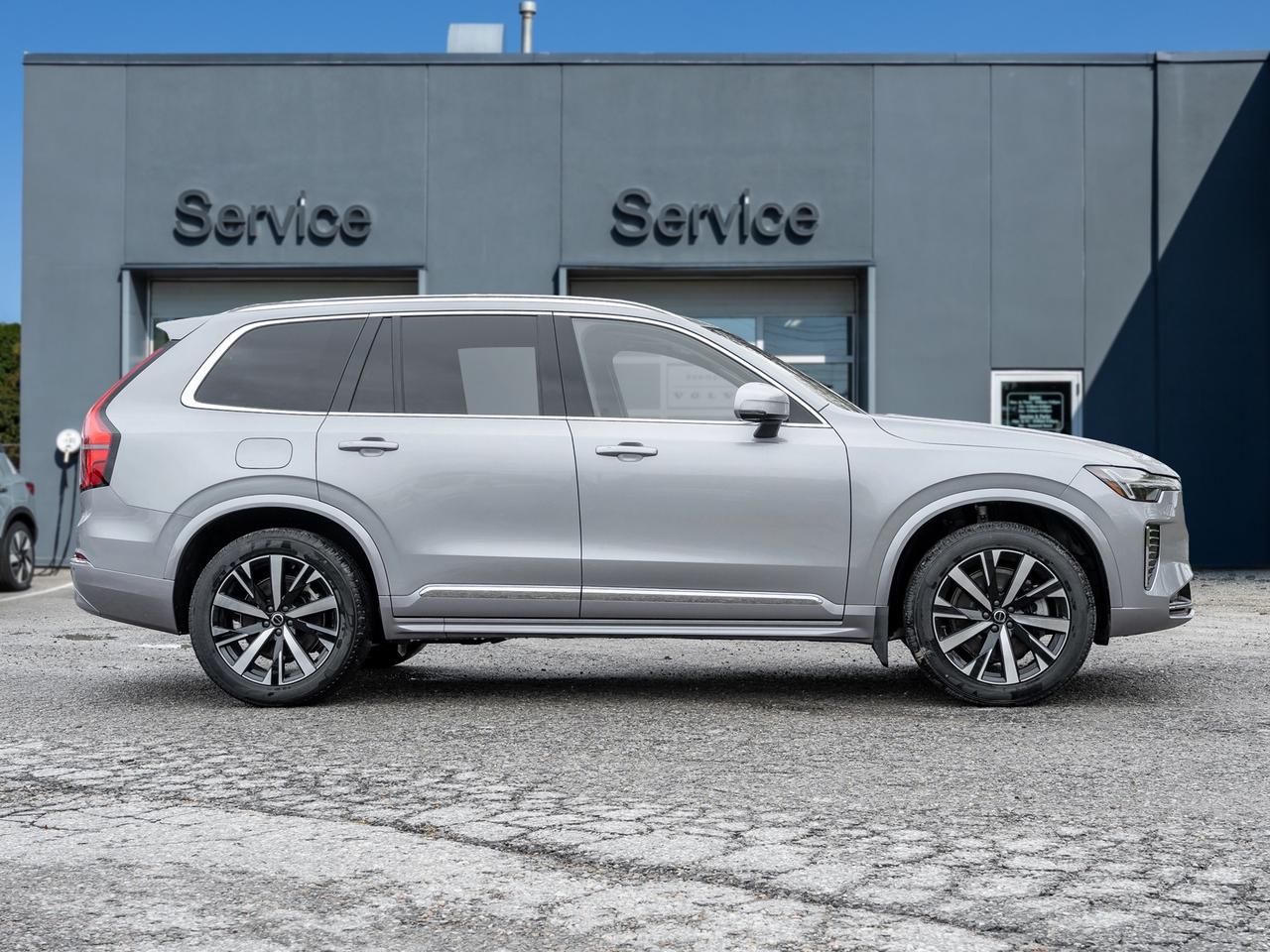 2026 Volvo XC90 B6 AWD Core 7-Seater  CPO FINANCE RATE fr 2.99%* Photo