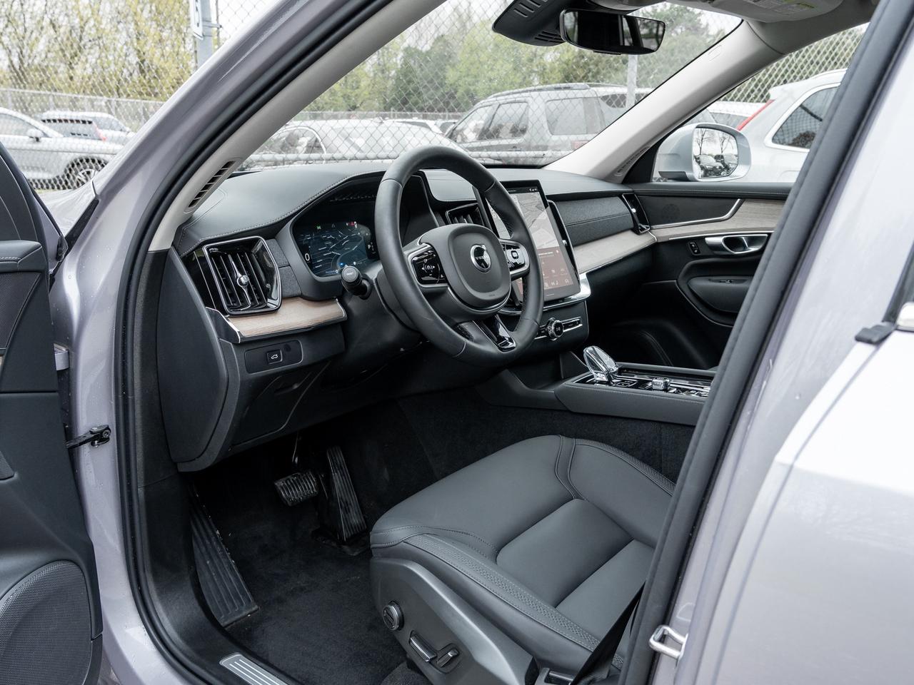 2026 Volvo XC90 B6 AWD Core 7-Seater  CPO FINANCE RATE fr 2.99%* Photo