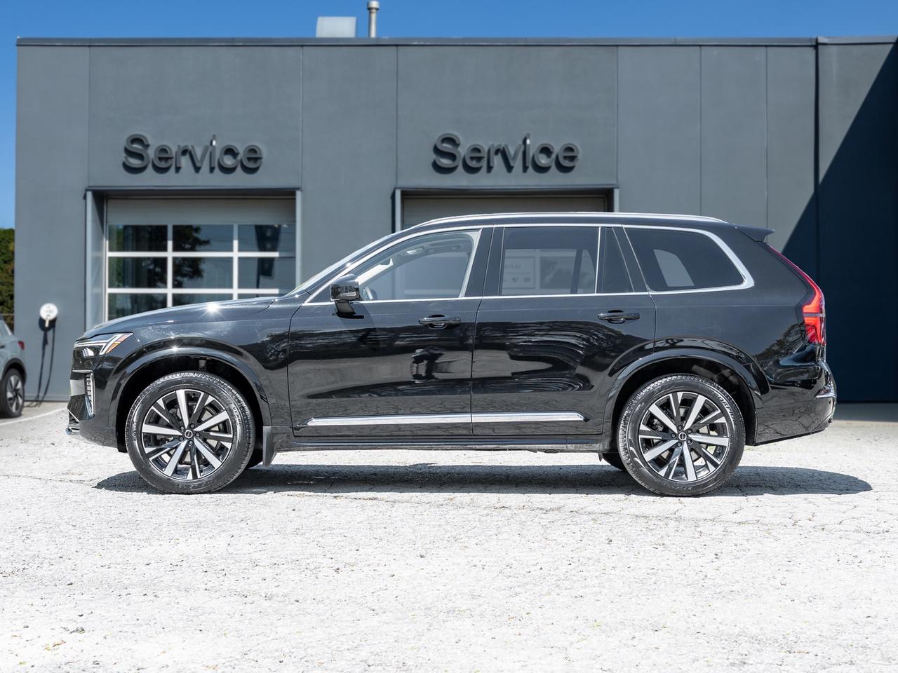2026 Volvo XC90 B6 AWD Core 7-Seater  SPECIAL CPO INTEREST RATE* Photo