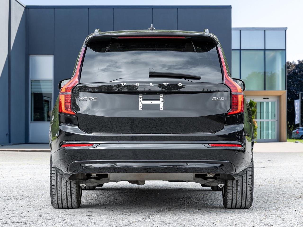 2026 Volvo XC90 B6 AWD PLUS Dark Theme  GREAT VALUE  APR fr 2.99%* Photo