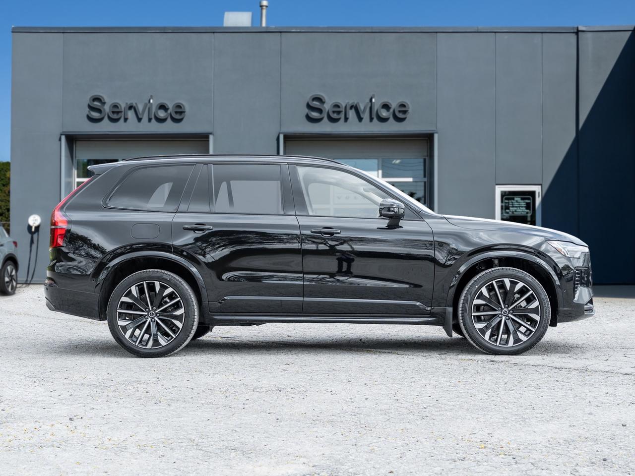 2026 Volvo XC90 B6 AWD PLUS Dark Theme  GREAT VALUE  APR fr 2.99%* Photo