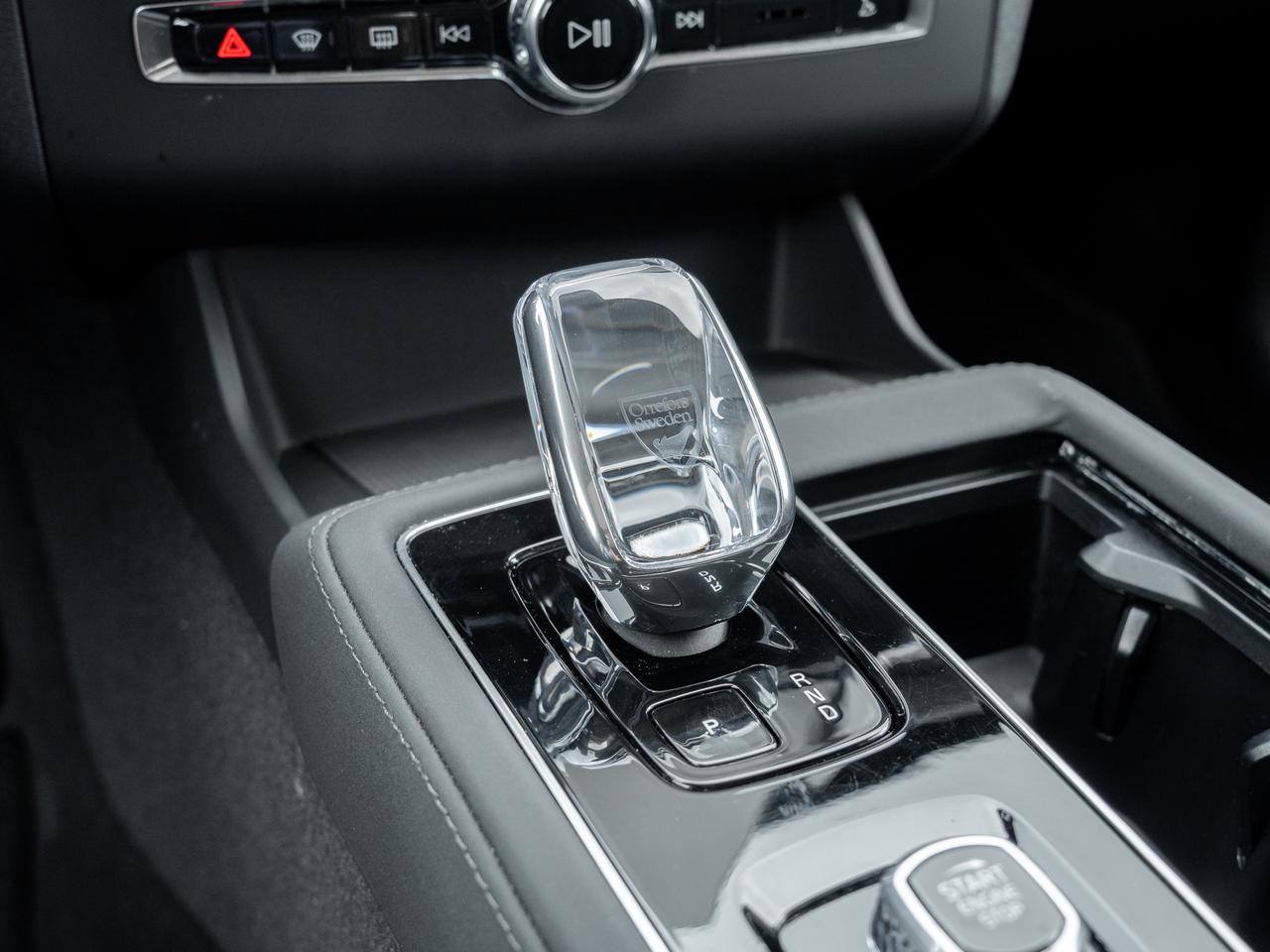 2026 Volvo XC90 B6 AWD PLUS Dark Theme  GREAT VALUE  APR fr 2.99%* Photo