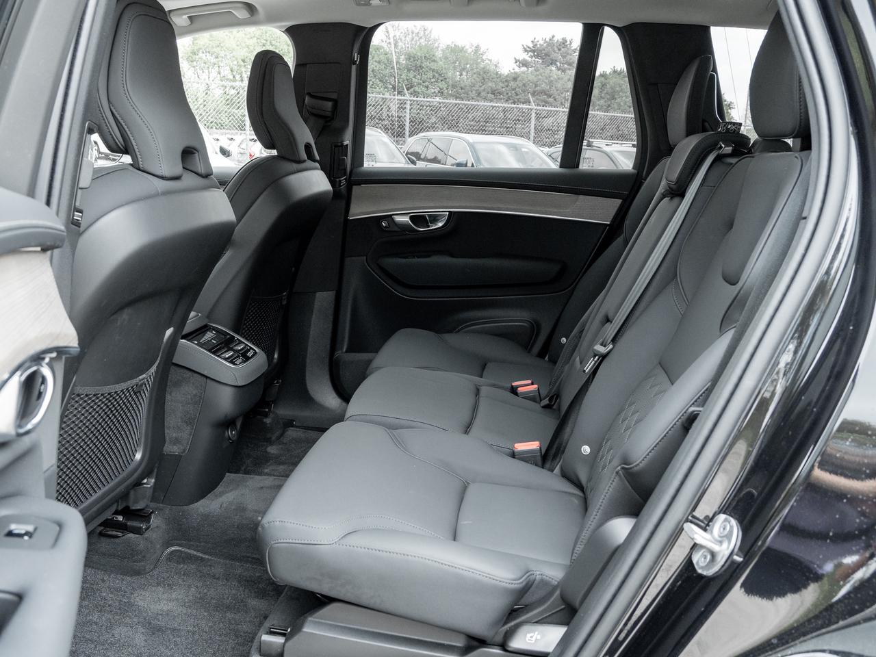 2026 Volvo XC90 B6 AWD PLUS Dark Theme  GREAT VALUE  APR fr 2.99%* Photo