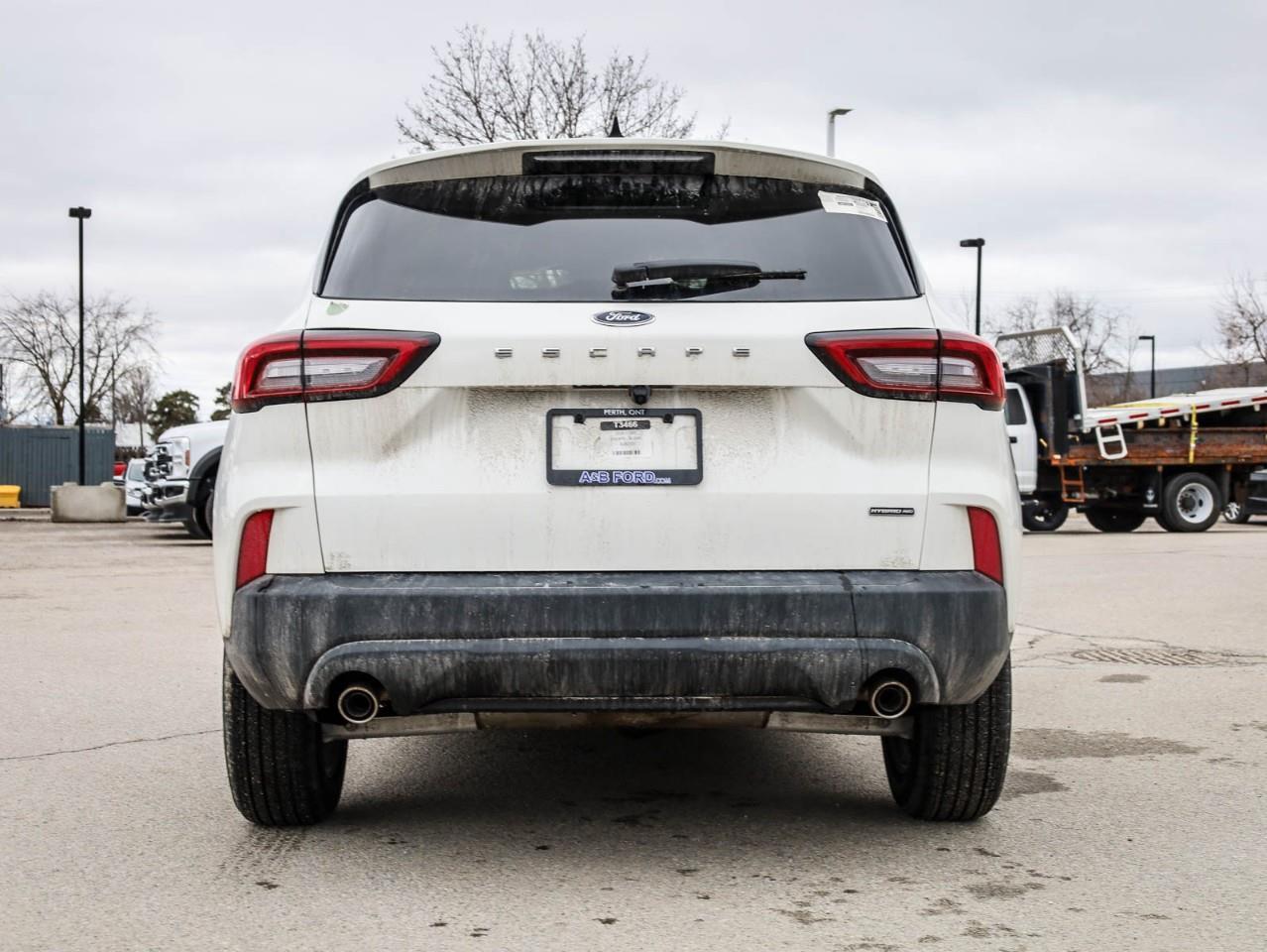 2026 Ford Escape ST-Line 4dr All-Wheel Drive Photo3