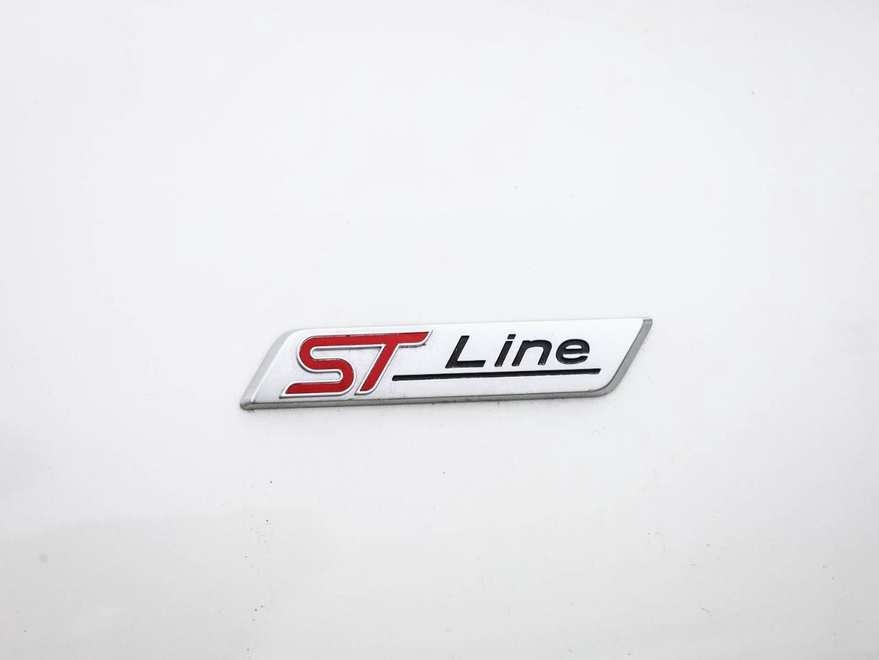 2026 Ford Escape ST-Line 4dr All-Wheel Drive Photo
