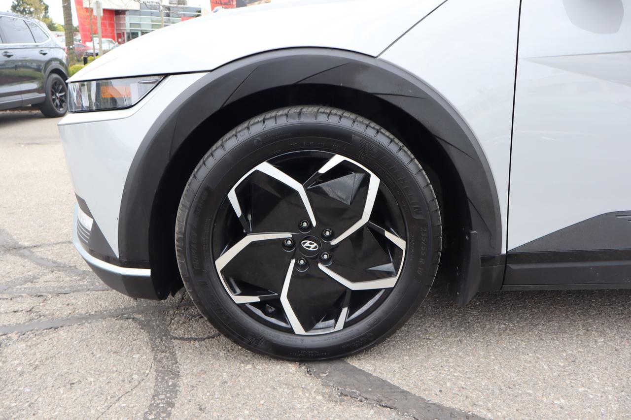2022 Hyundai IONIQ 5 Preferred 4x2 Photo