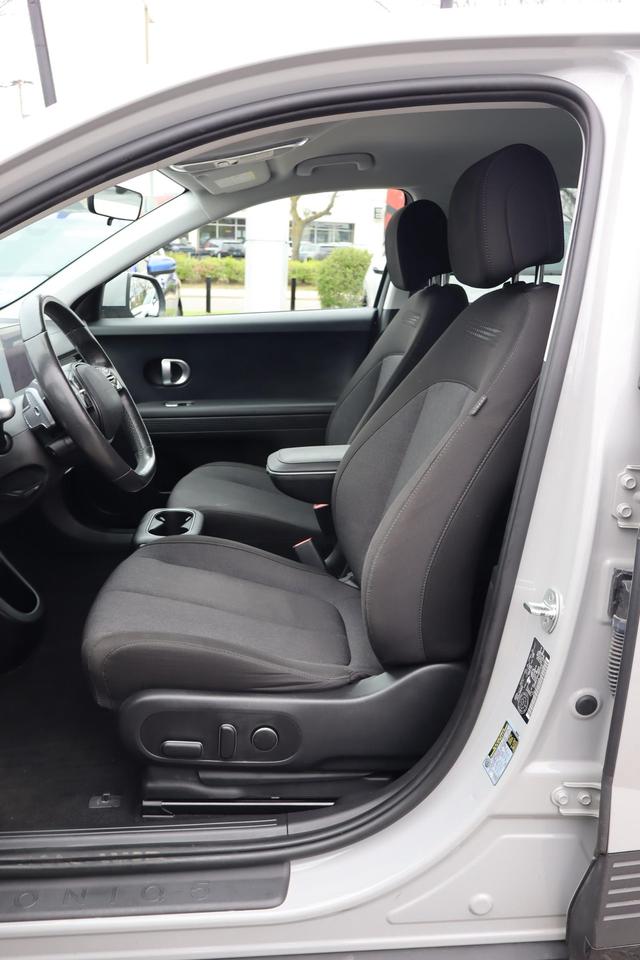 2022 Hyundai IONIQ 5 Preferred 4x2 Photo