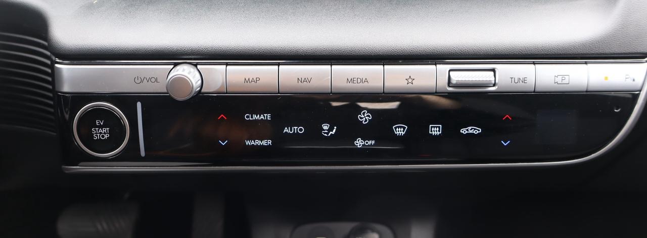 2022 Hyundai IONIQ 5 Preferred 4x2 Photo