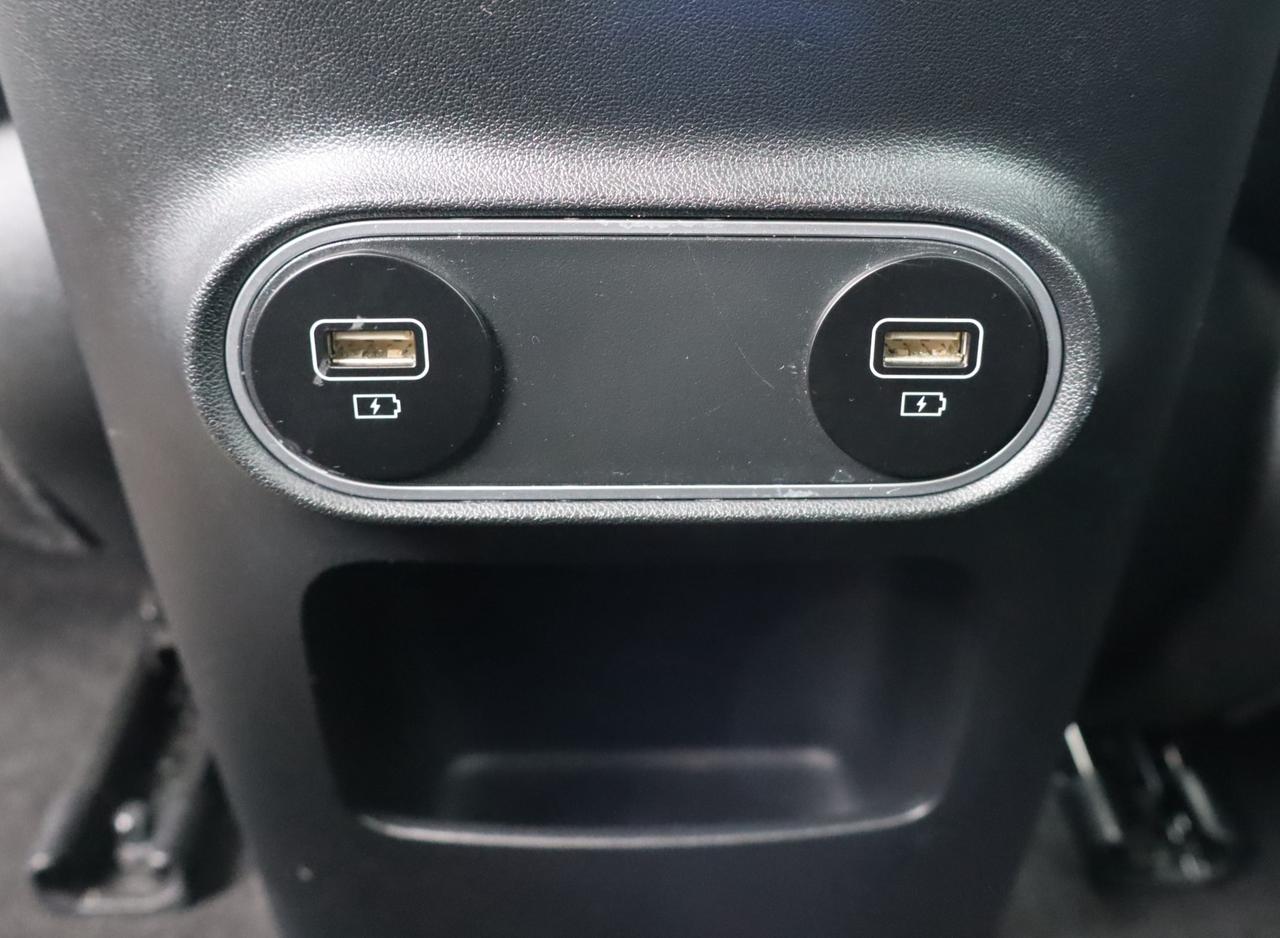 2022 Hyundai IONIQ 5 Preferred 4x2 Photo