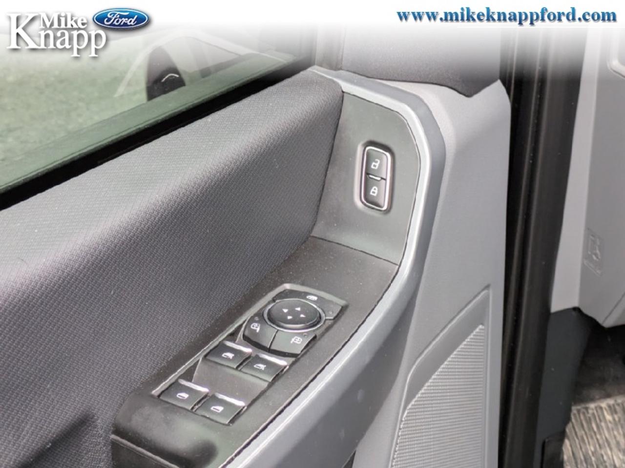 2023 Ford F-150 XLT Photo